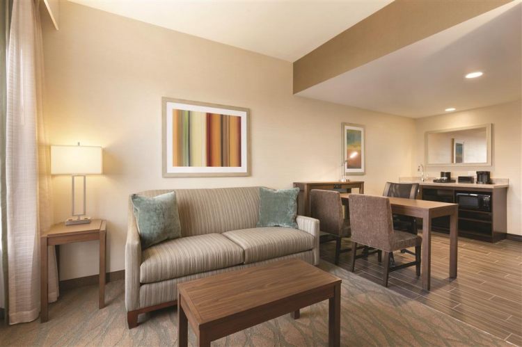 Embassy Suites by Hilton Akron Canton Airport , OH 44720 near Akron-canton Regional Airport View Point 21