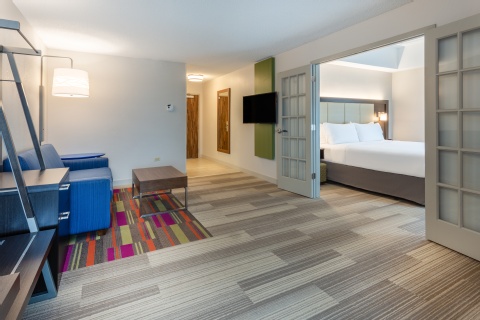 Holiday Inn Express & Suites Chicago-Midway Airport, an IHG Hotel , IL 60638 near Midway International Airport View Point 28