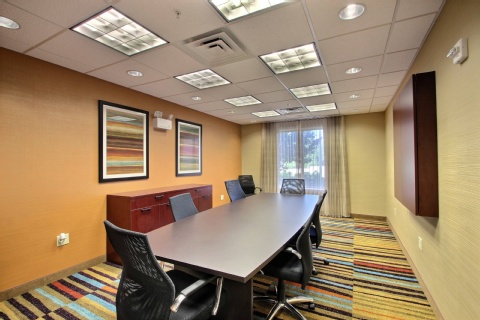 Fairfield Inn & Suites by Marriott Milwaukee Airport , WI 53154 near General Mitchell International Airport View Point 7