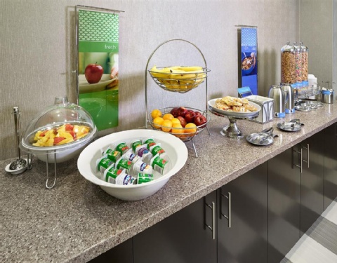 Hampton Inn by Hilton Calgary Airport North , AB T3J0R3 near Calgary International Airport View Point 6