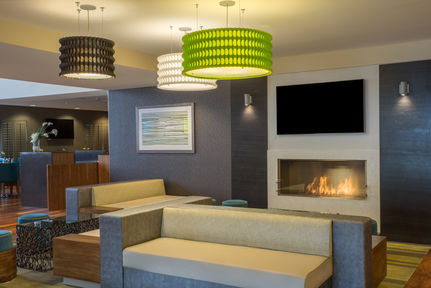 Holiday Inn Baltimore Bwi Airport , MD 21090 near Baltimore-washington International Thurgood Marshall Airport View Point 10