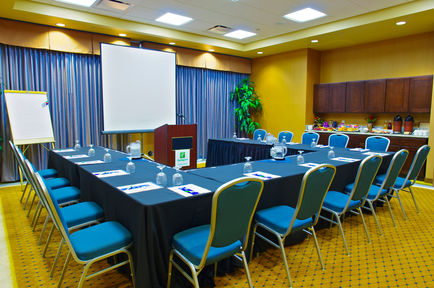 Holiday Inn Phoenix Airport, an IHG Hotel , AZ 85040 near Sky Harbor International Airport View Point 8