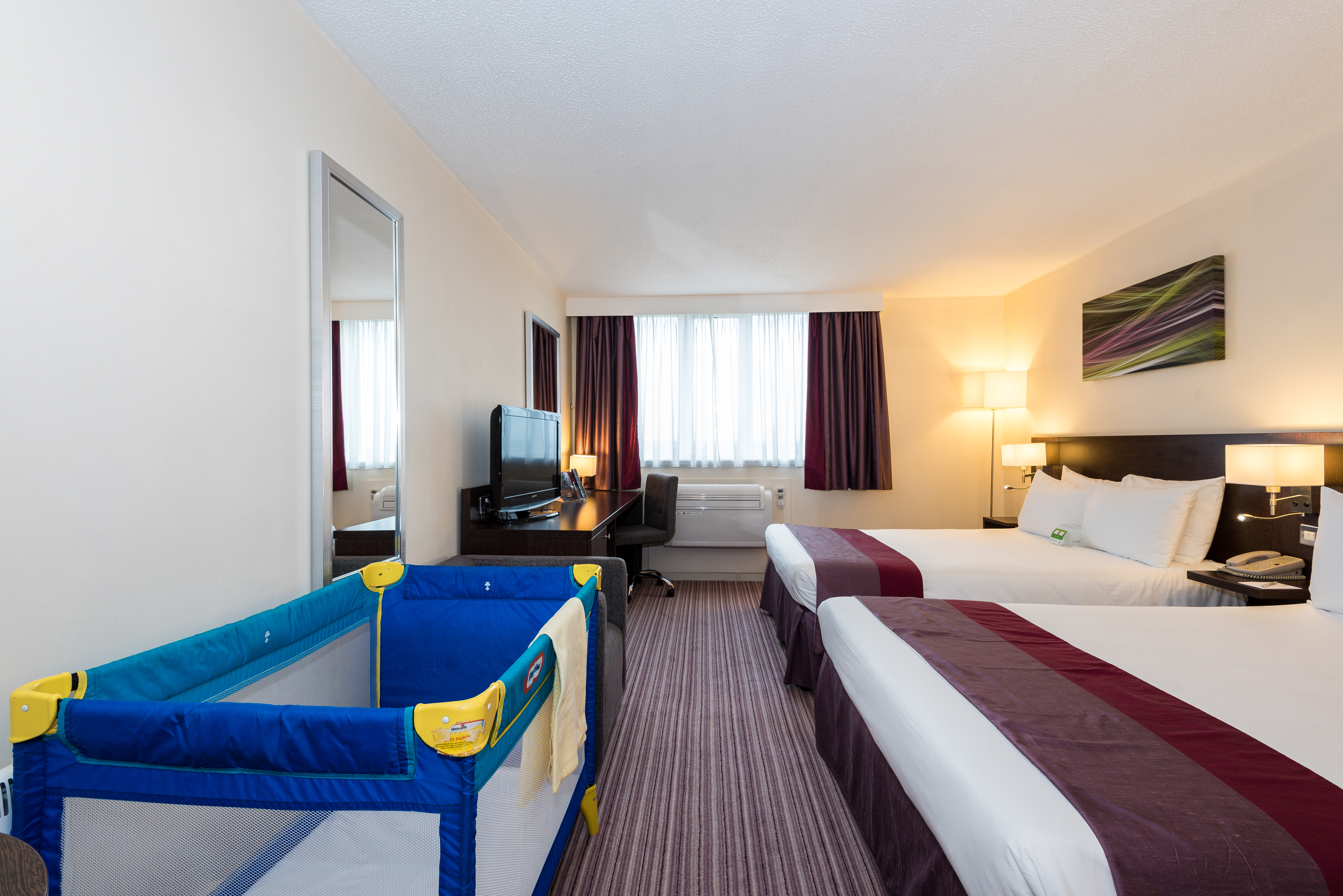 Holiday Inn Slough Windsor, an IHG Hotel ,  SL1 2NH near Heathrow Airport View Point 25