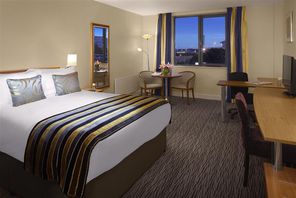 Radisson BLU Hotel Dublin Airport ,   near Dublin Airport View Point 38