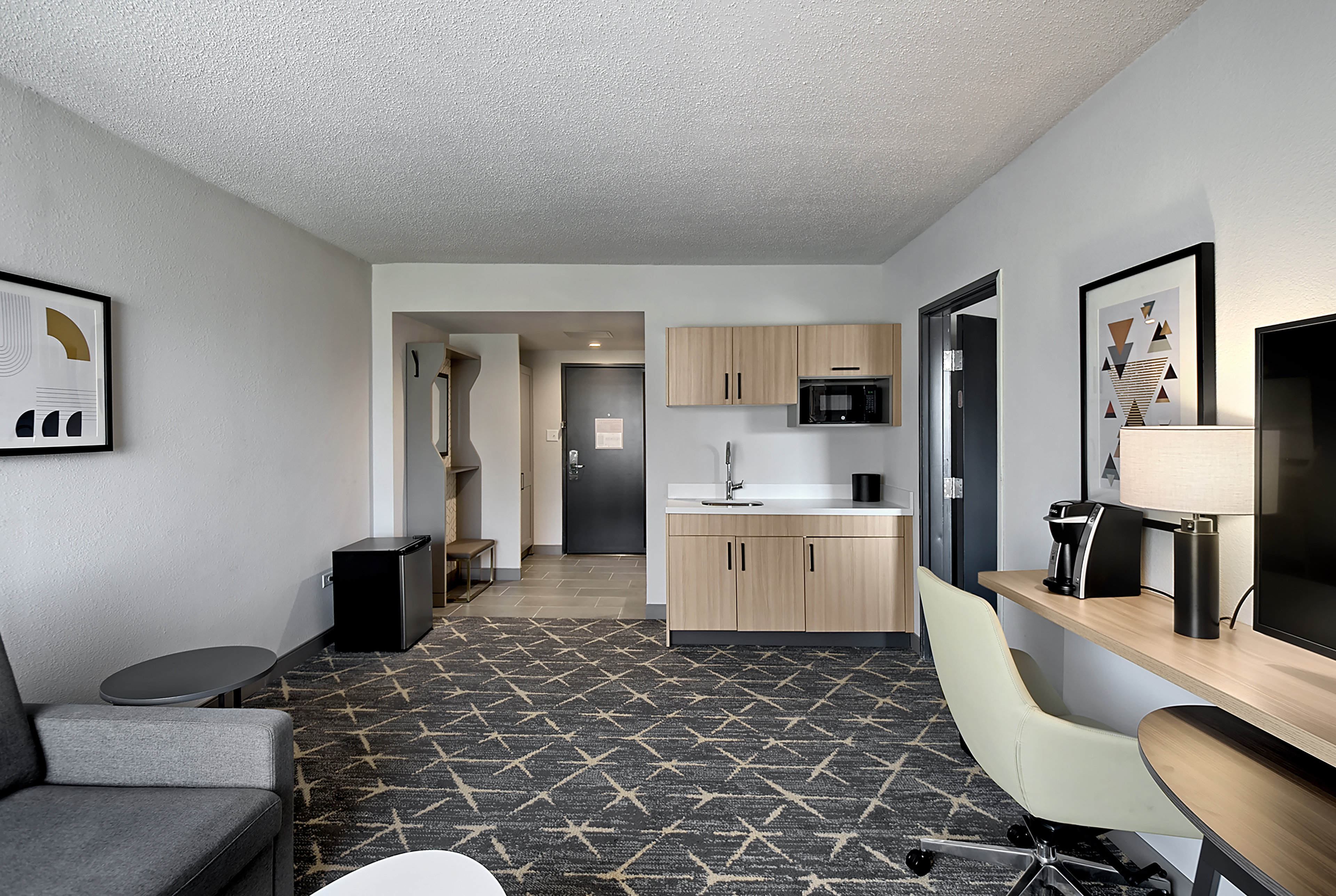 HOLIDAY INN HOTEL AND SUITES , IL 60607 near Ohare International Airport View Point 16
