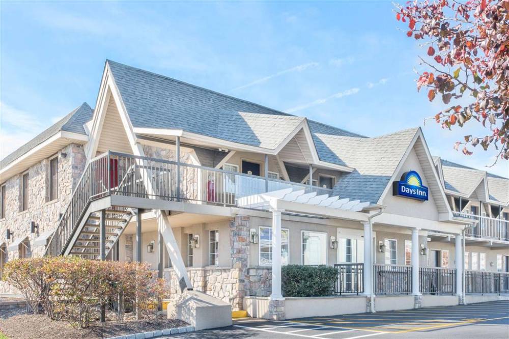 Days Inn By Wyndham Springfield/phil.intl Airport