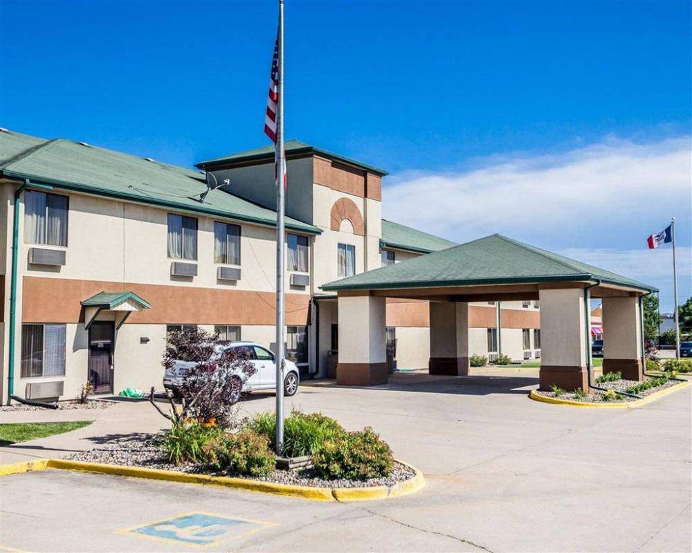 Quality Inn And Suites Altoona - Des Moi