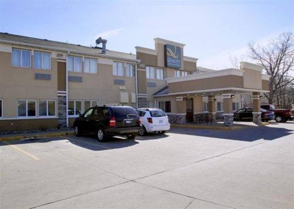 Quality Inn And Suites Des Moines Airpor